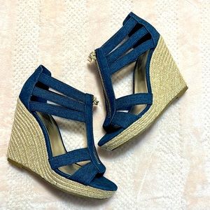 Guess denim wedge size 7
